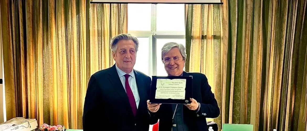 Reggio, all'Hospice \"Via delle Stelle\" incontro con Monsignor Francesco Savino