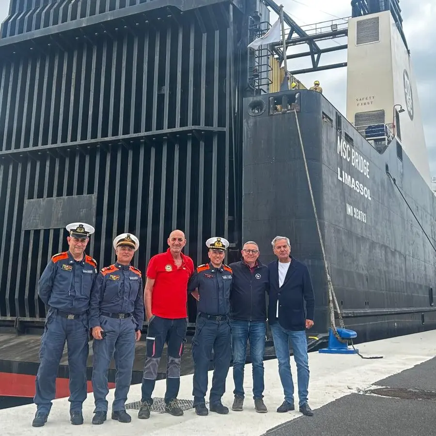 Porto di Gioia Tauro: attraccata la prima nave nella banchina di Ponente – lato Nord