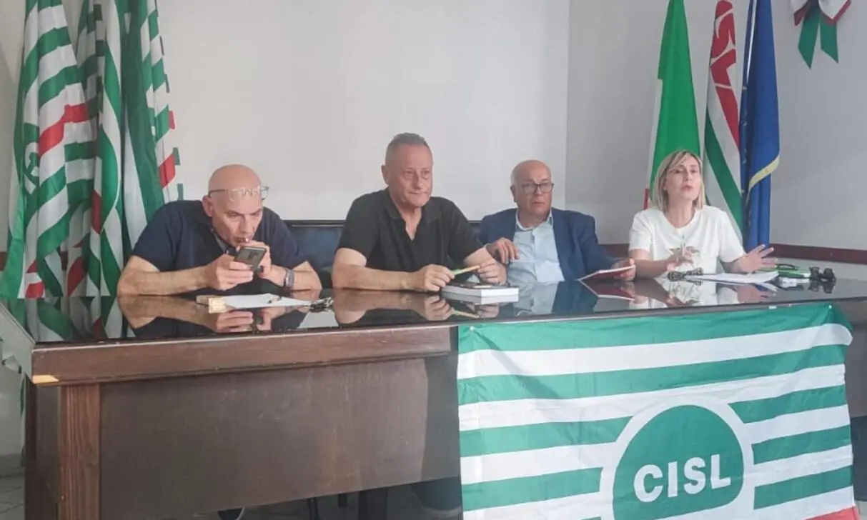 Reggio, tirocinanti TIS abbandonati, la CISL chiede risposte subito