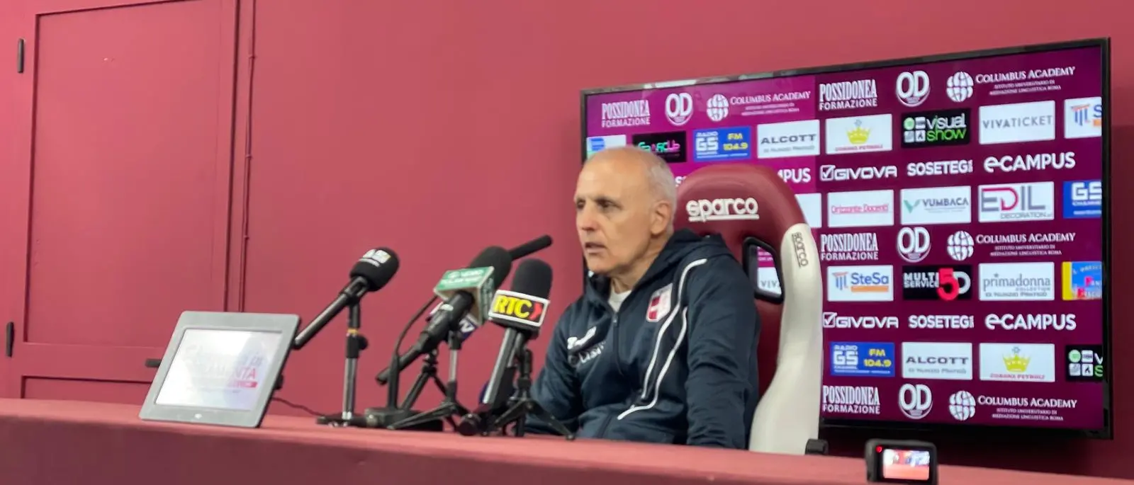 Verso Reggina-Vibonese, mister Facciolo carica i suoi: «Giochiamo per vincere, per noi è la partita dell’anno»