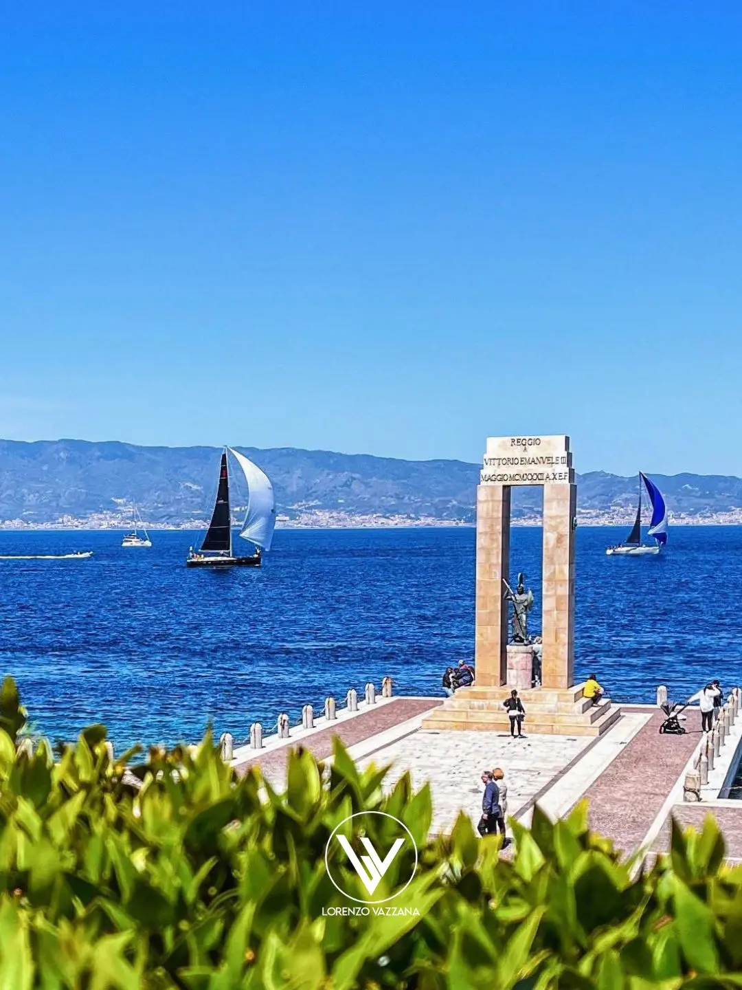 LA FOTO DEL GIORNO | L’Arena dello Stretto: teatro di mare e bellezza senza tempo