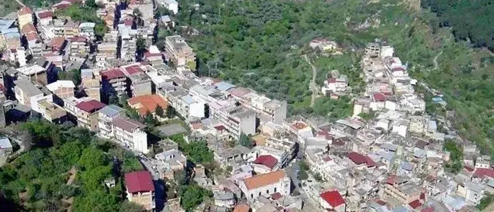 Mosorrofa, la voce dei cittadini al centro dell'incontro pubblico “Diamo valore ai nostri borghi”