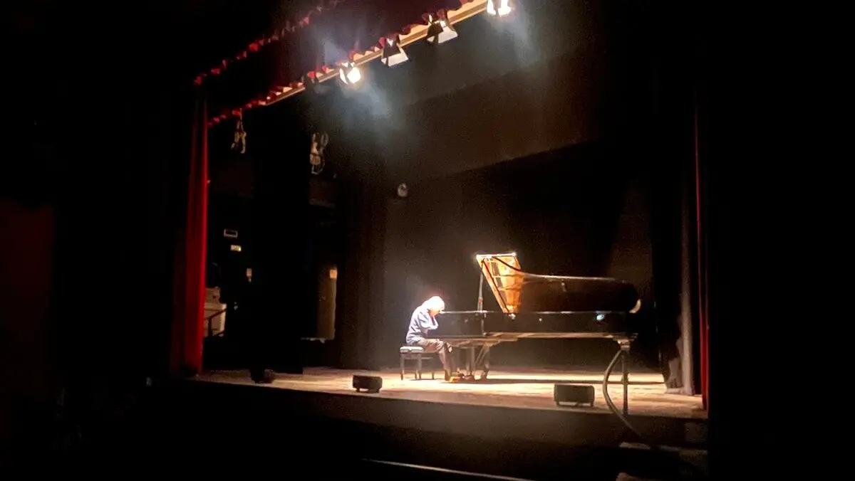 Synergia 49 e Paolo Restani in concerto: Rachmaninov, Chopin, Verdi, Liszt e Debussy al teatro Manfroce di Palmi