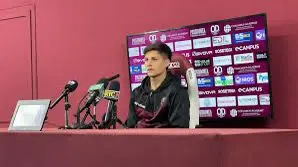Reggina, De Felice nel post partita: «Sembrava una guerra, ma l’abbiamo vinta da squadra vera»