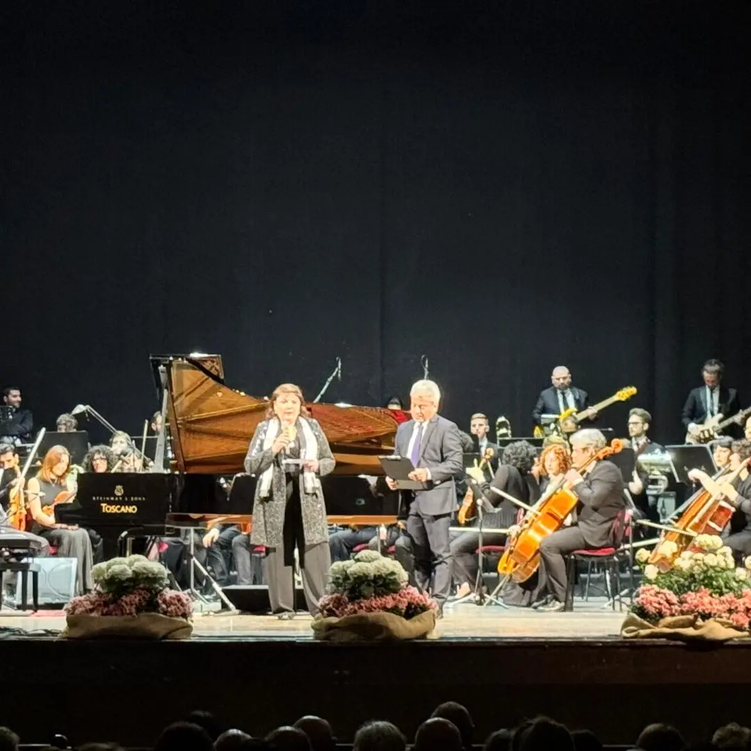 \"Non solo classica\": al Teatro Cilea il Conservatorio celebra tutte le mamme tra generi e... generazioni - FOTO