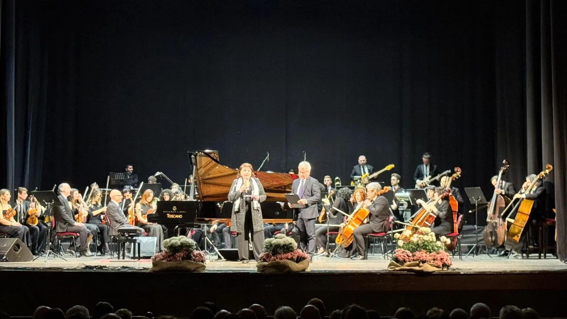 \"Non solo classica\": al Teatro Cilea il Conservatorio celebra tutte le mamme tra generi e... generazioni - FOTO