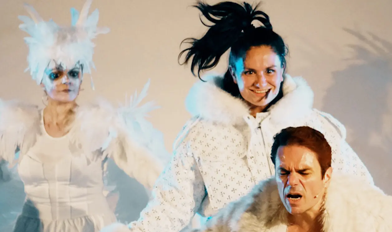 Continuano le anteprime dello Spettacolo “Uccelli o della città sognata”