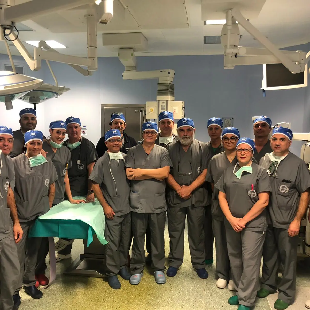 Falcomatà: «Orgoglioso per l'equipe medica reggina che ha operato in diretta con i migliori ospedali del mondo»