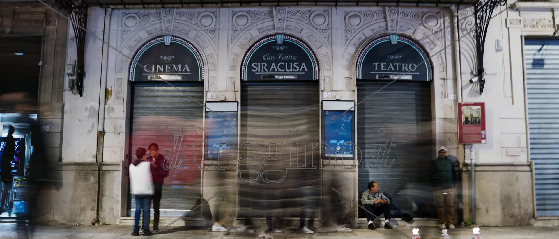 Riapre il teatro Siracusa e si torna all'antico: sarà un “Cafè Chantant”