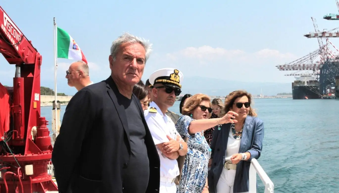 Porto di Gioia Tauro, in visita la delegazione vibonese: «Infrastruttura strategica per il Mediterraneo»