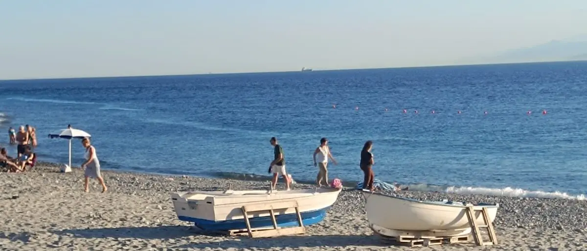 Catona, accusa un malore in acqua: morto 75enne