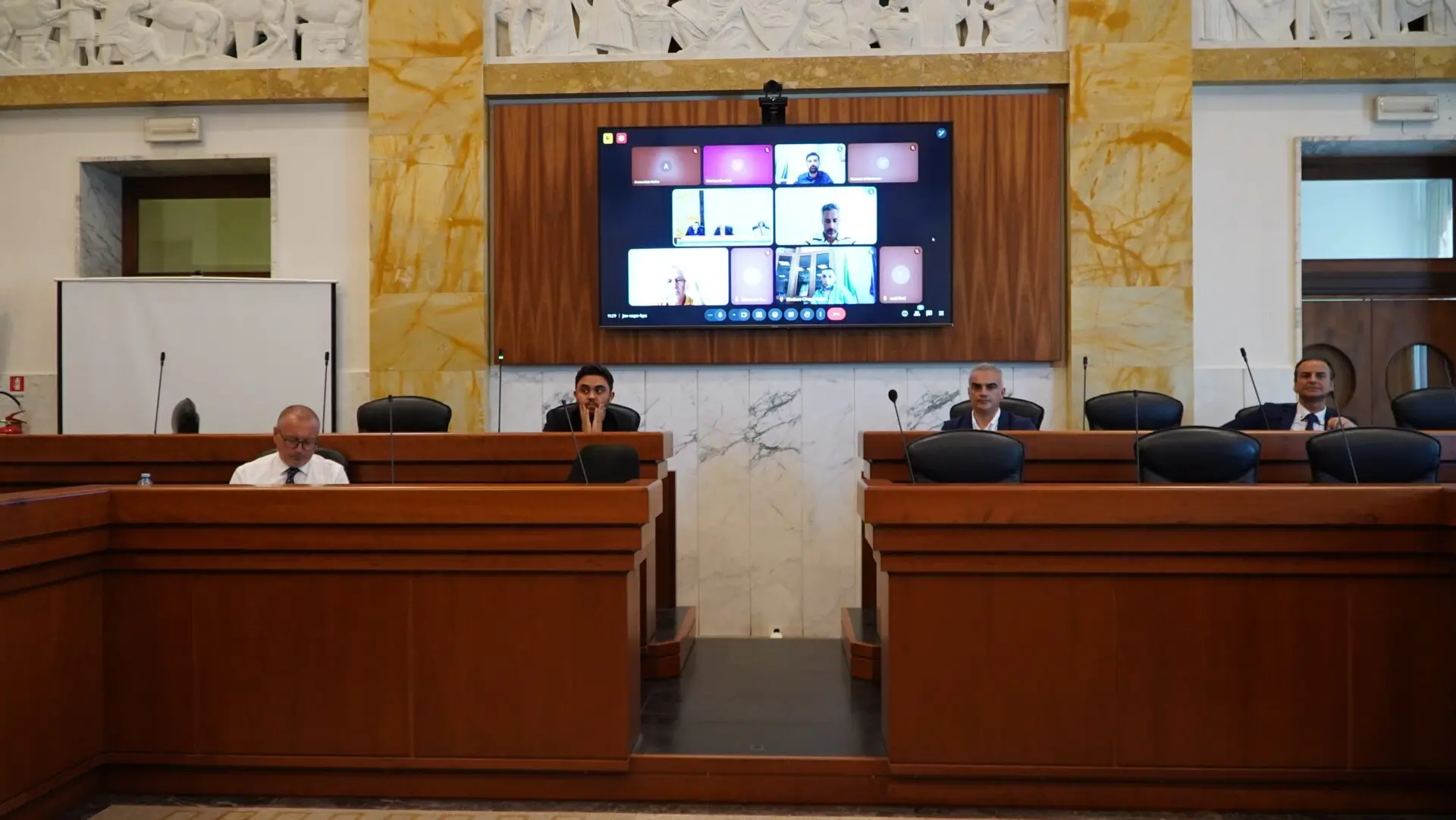 Consiglio metropolitano, ok definitivo al bilancio consuntivo