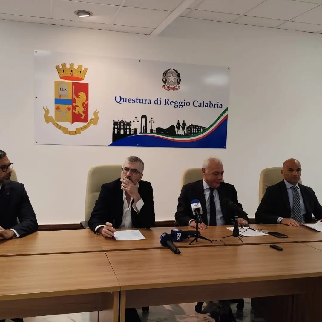 Operazione Pratì, i dettagli dell'indagine antidroga dalla Questura di Reggio