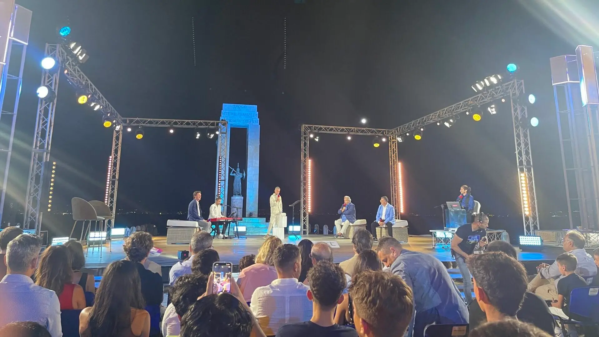 Reggio si prende la scena: la seconda serata di Sky Calciomercato L'Originale accende l'Arena dello Stretto