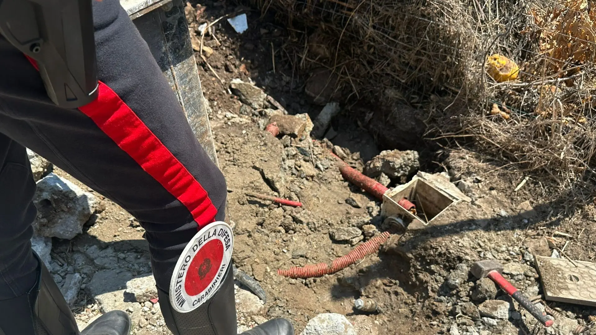 Controlli contro allacci abusivi e sprechi d'acqua a Palmi e Seminara