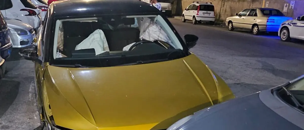 Reggio, sabato notte costellato da incidenti: una denuncia per guida in stato di ebbrezza e una patente ritirata