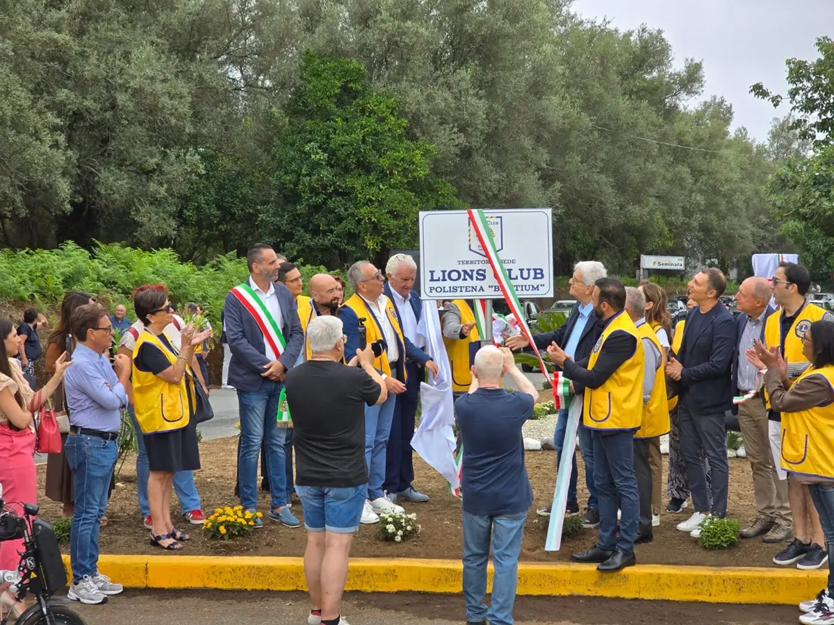 Tra Cinquefrondi e Polistena, inaugurata l'area verde di via Fortunato Seminara