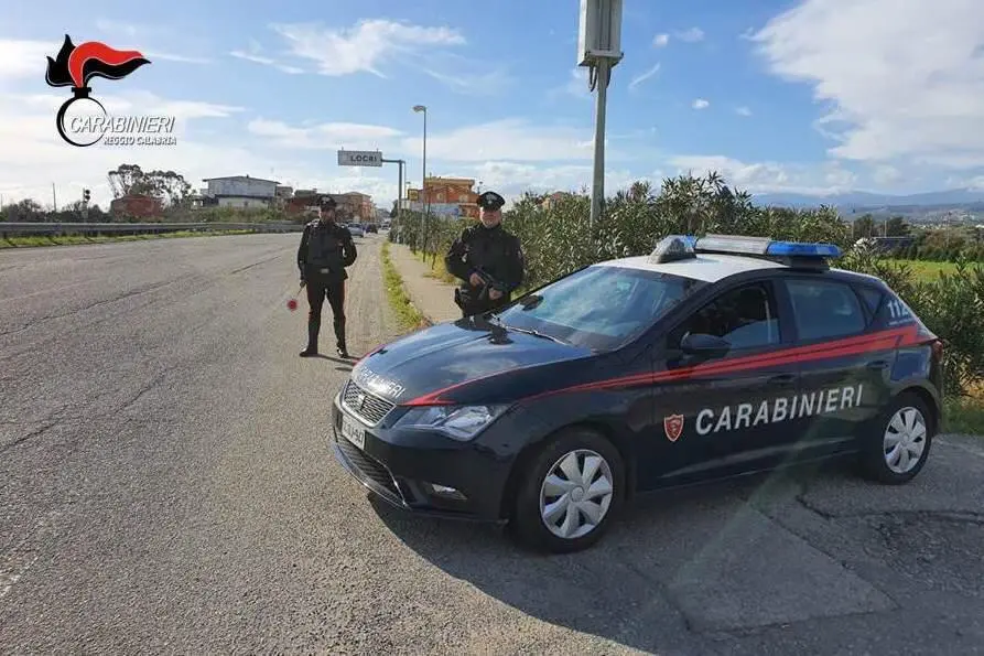 Ruba i cordoli della pista ciclabile, arrestato dai carabinieri