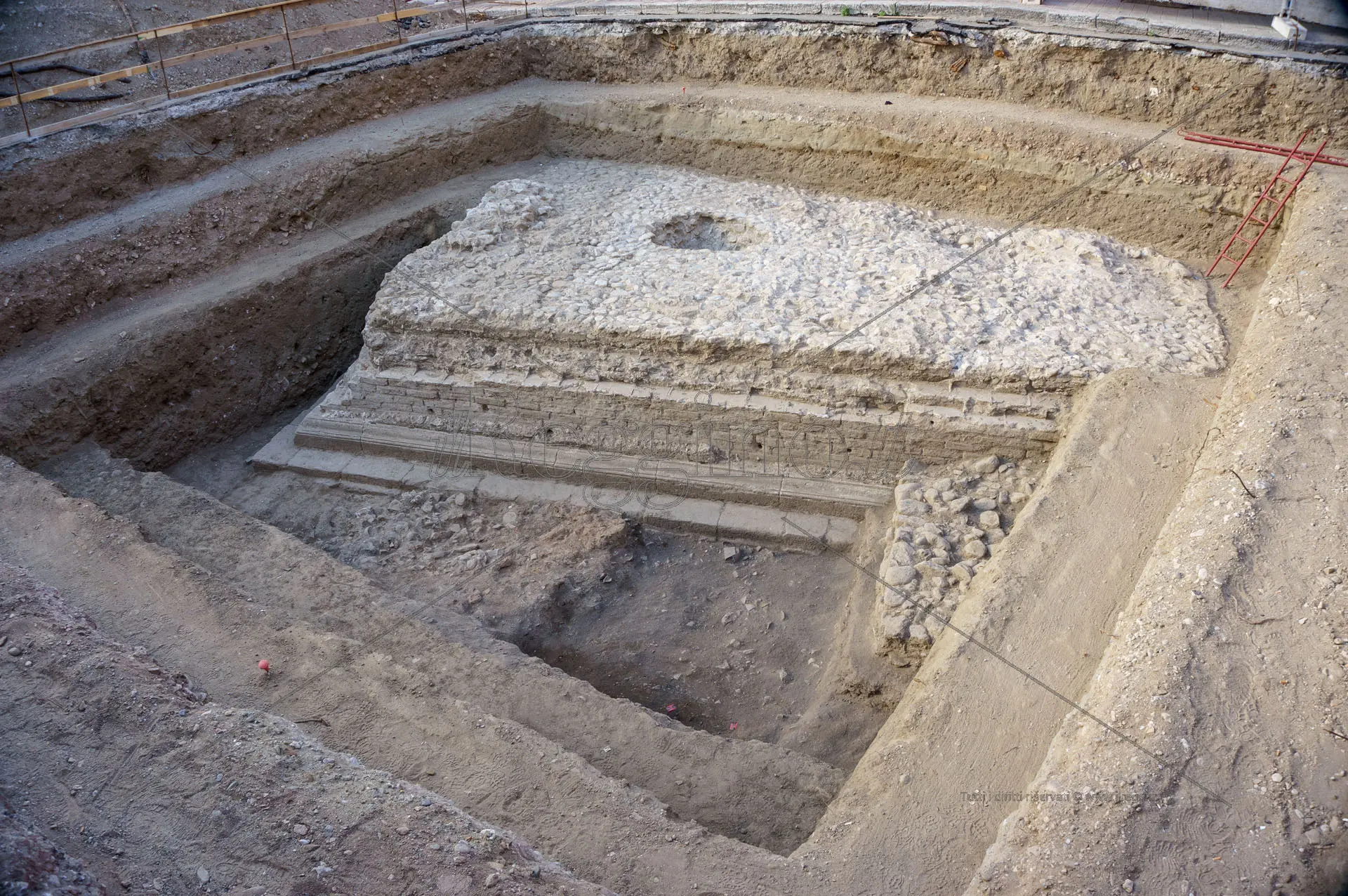 Piazza Garibaldi, i fondi per gli scavi ad un passo dall'essere svincolati dal ministero