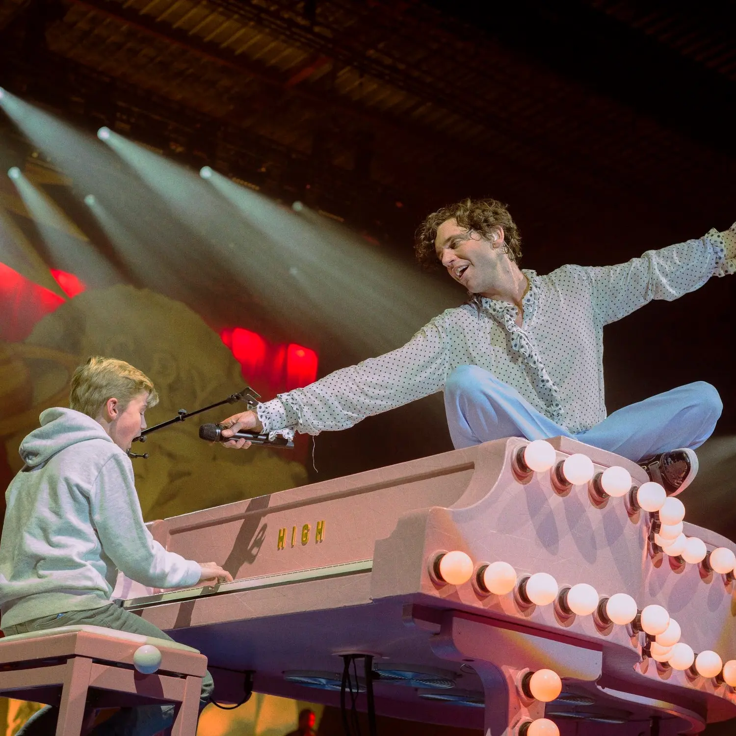 Mika, la popstar mondiale l'8 febbraio al Palacalafiore di Reggio Calabria