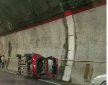 Reggio, grave incidente nella galleria di Spirito Santo