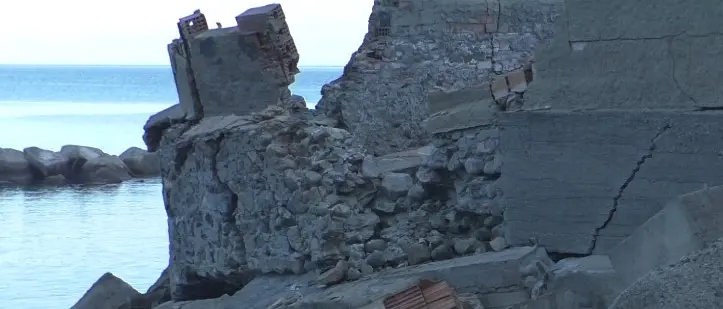 Un mese dopo la tempesta la Costa Viola è ancora in ginocchio
