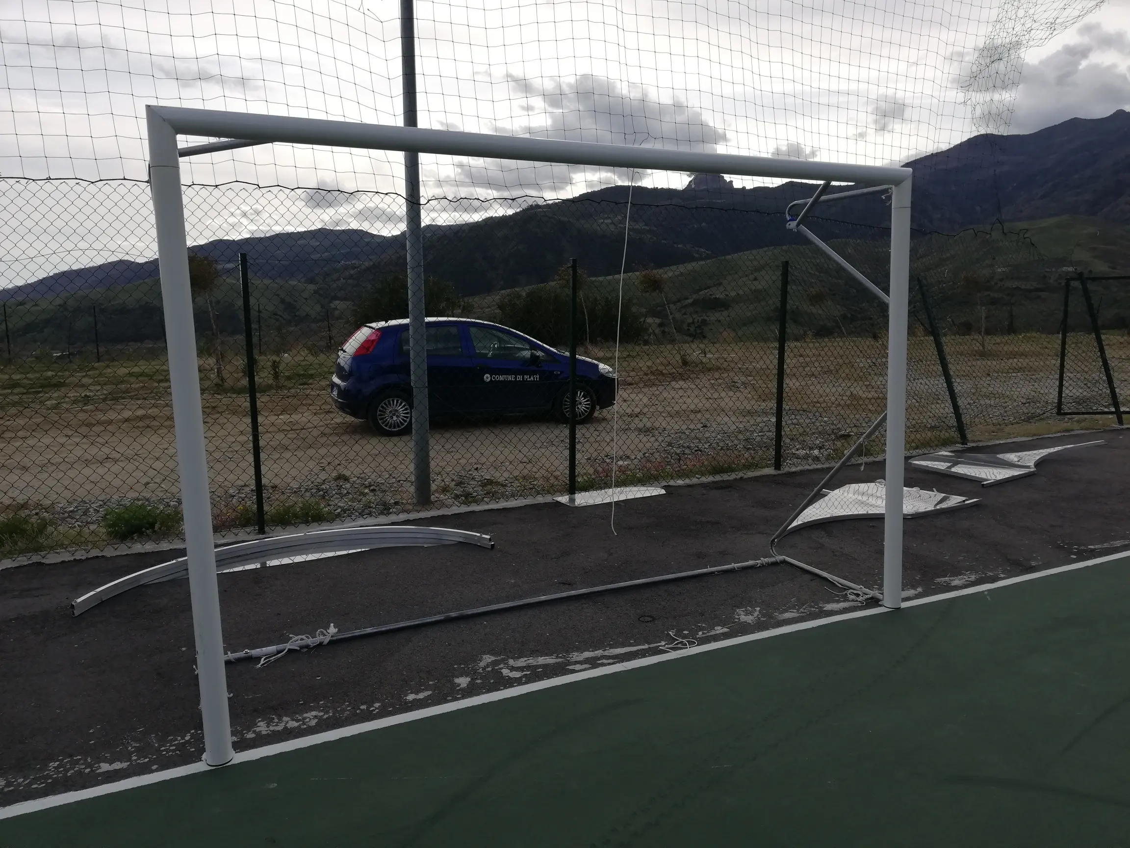 Platì, agli atti vandalici si contrappongono azioni di recupero