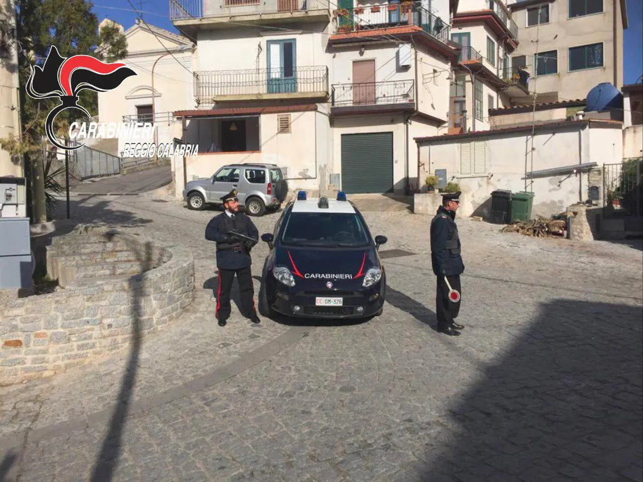 Roccella, scippa una donna dopo averla pedinata e aggredita. Arrestato un giovane