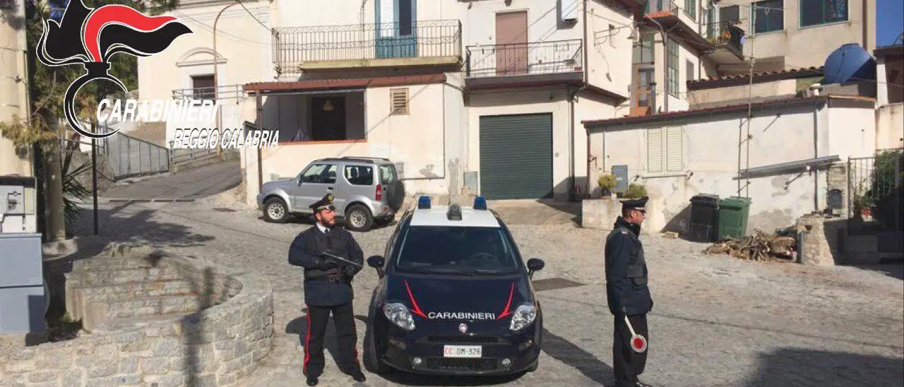 Roccella, scippa una donna dopo averla pedinata e aggredita. Arrestato un giovane