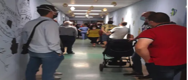 Locri, code infinite al centro vaccini. La denuncia: «Criticità persistente»