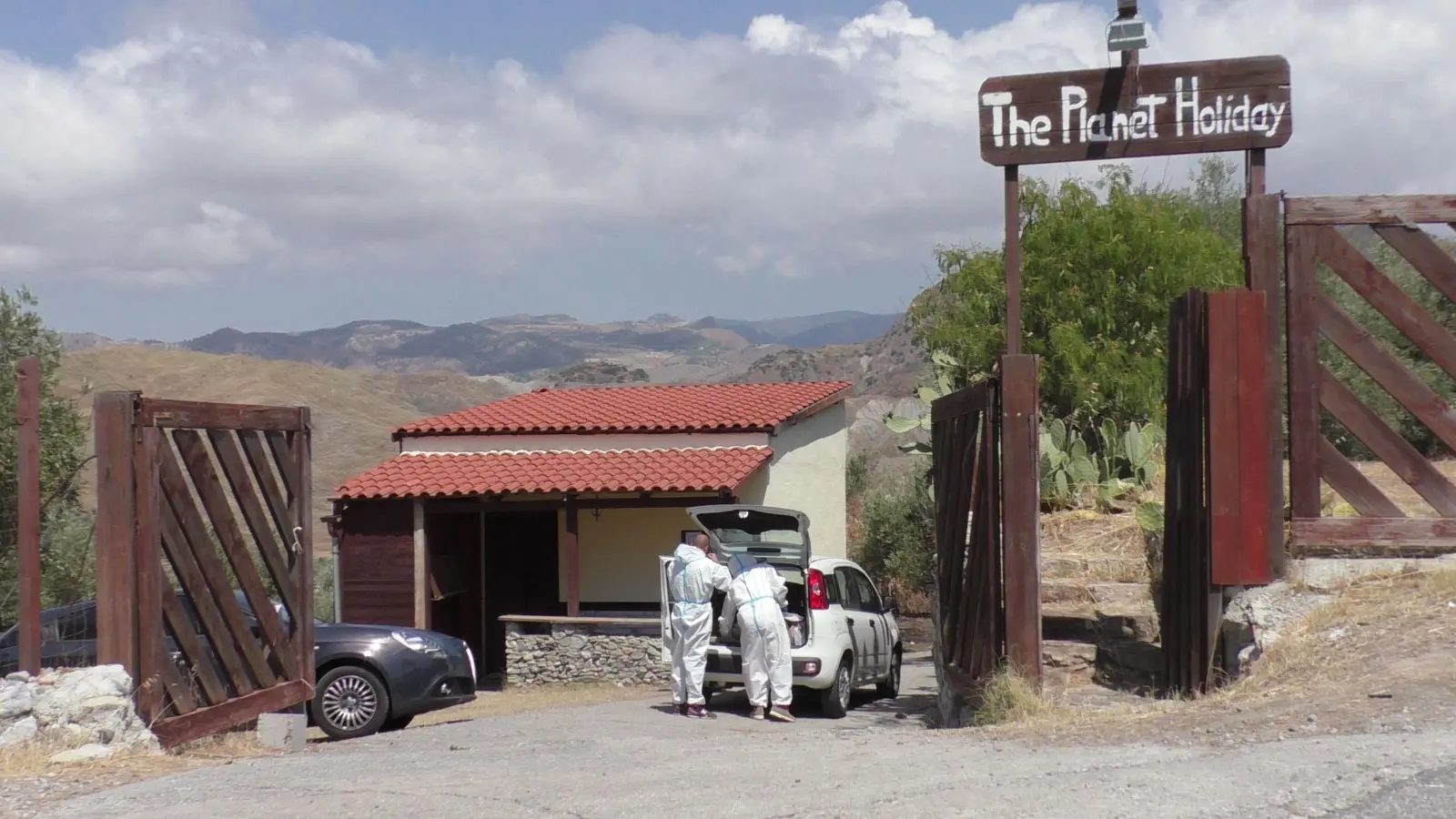 Coronavirus, a Bova Marina sopralluogo dell'amministrazione al centro di accoglienza