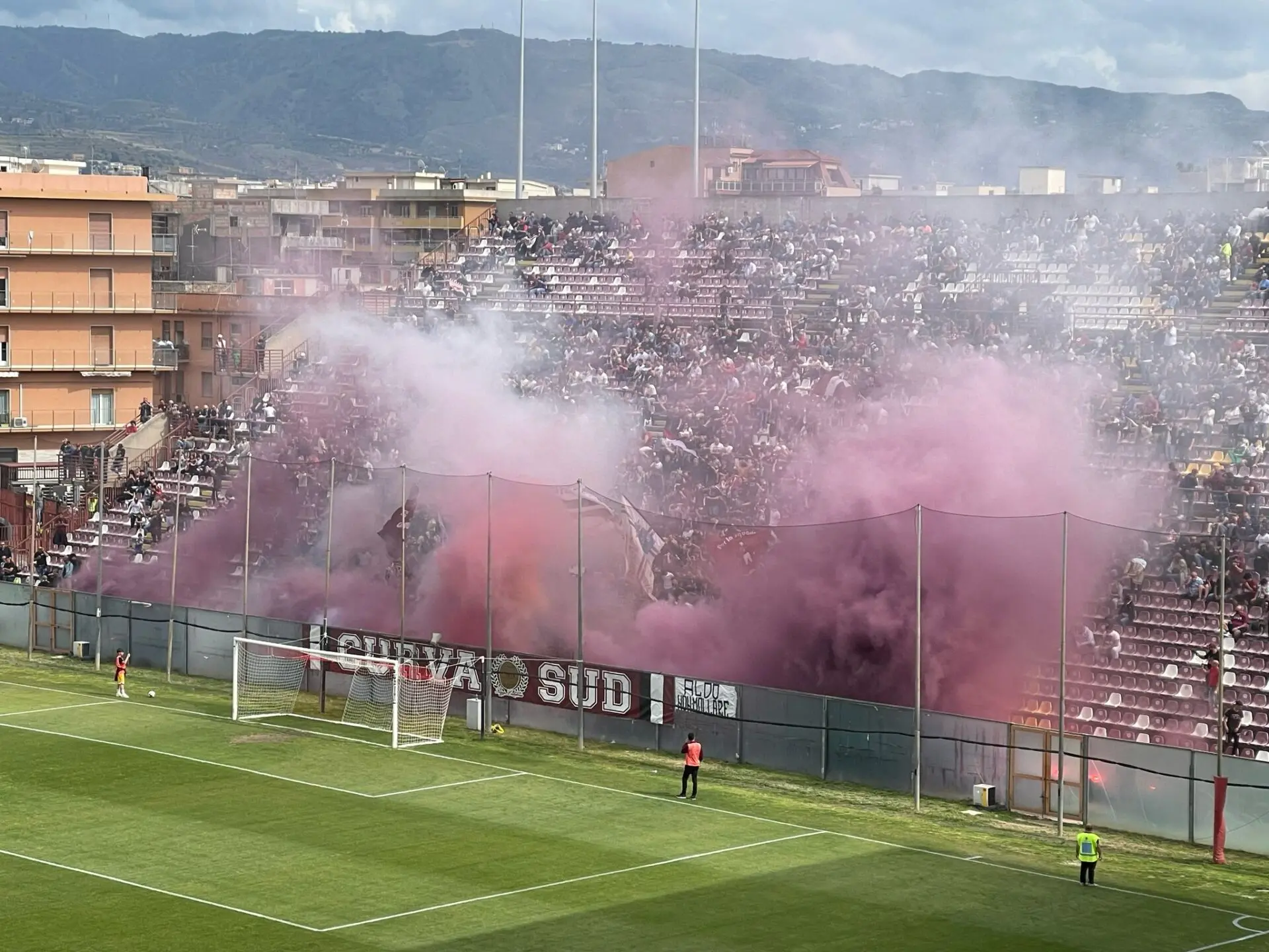 Reggina e il play off a porte chiuse, Falcomatà: «Provvedimento abnorme ed eccessivamente punitivo»