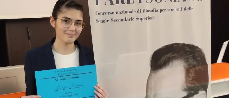 Liceo Classico Campanella, studentessa conquista il secondo posto al Certame Pareysoniano nazionale