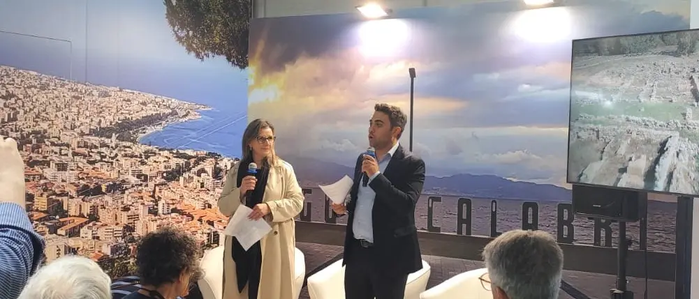 Al Salone del Libro di Torino inaugurato lo stand della Città metropolitana di Reggio