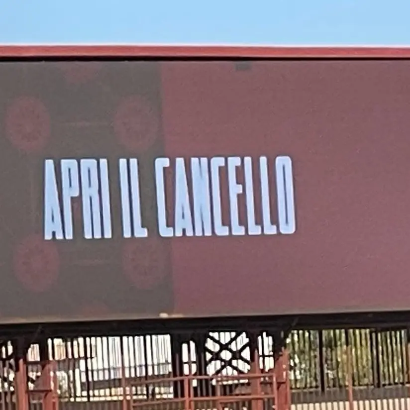 I cancelli del Granillo si riaprono, e l'inno amaranto diventa il manifesto di una città che continua a sognare