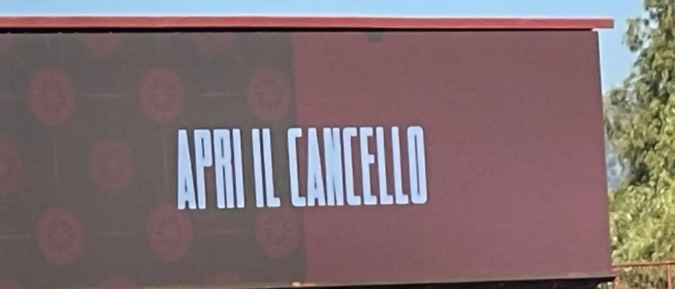 I cancelli del Granillo si riaprono, e l'inno amaranto diventa il manifesto di una città che continua a sognare