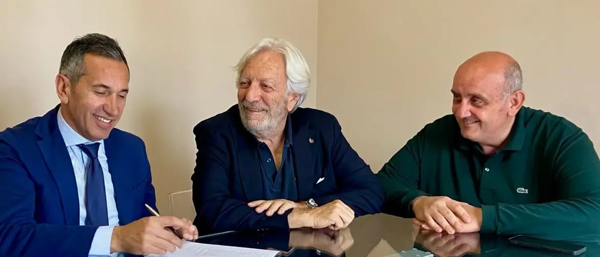 Locri, nasce la“Bottega del Gal Terre Locridee”, siglato l'accordo con il Comune per l'uso dell'immobile in Piazza Re Umberto