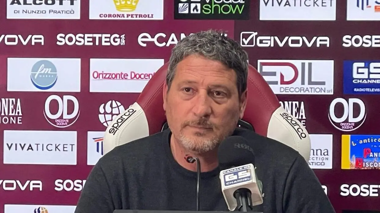 Trocini chiama la sua Reggina: «Ancora una… fino all’ultimo secondo!»
