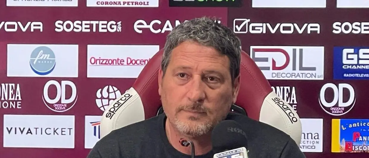 Trocini chiama la sua Reggina: «Ancora una… fino all’ultimo secondo!»