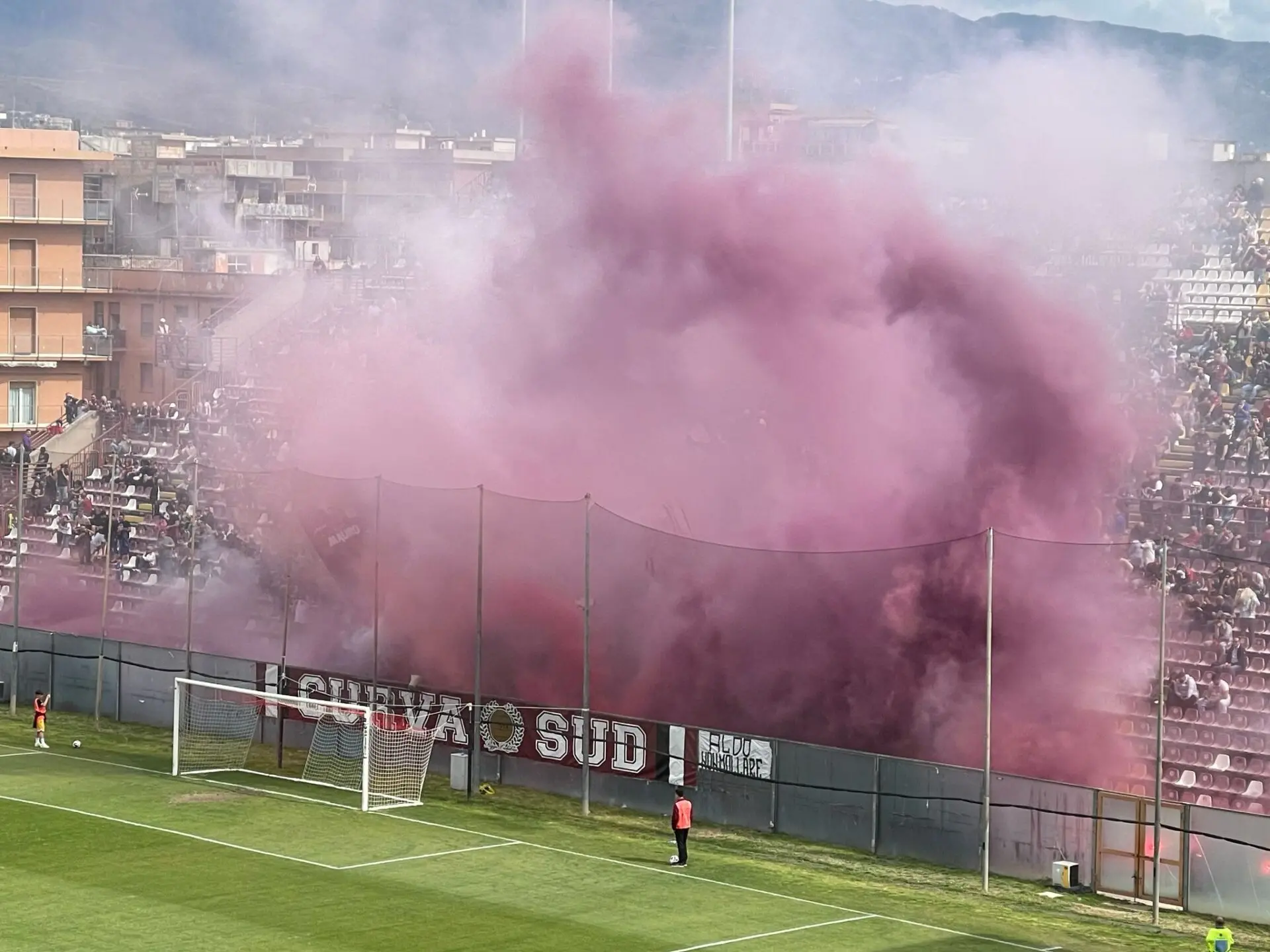 Amaranto fino alla fine, la Reggina batte la Scafatese e vince i play off
