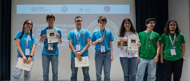 Reggio, tre studenti del Liceo Da Vinci sul podio dei Campionati Nazionali di Astronomia