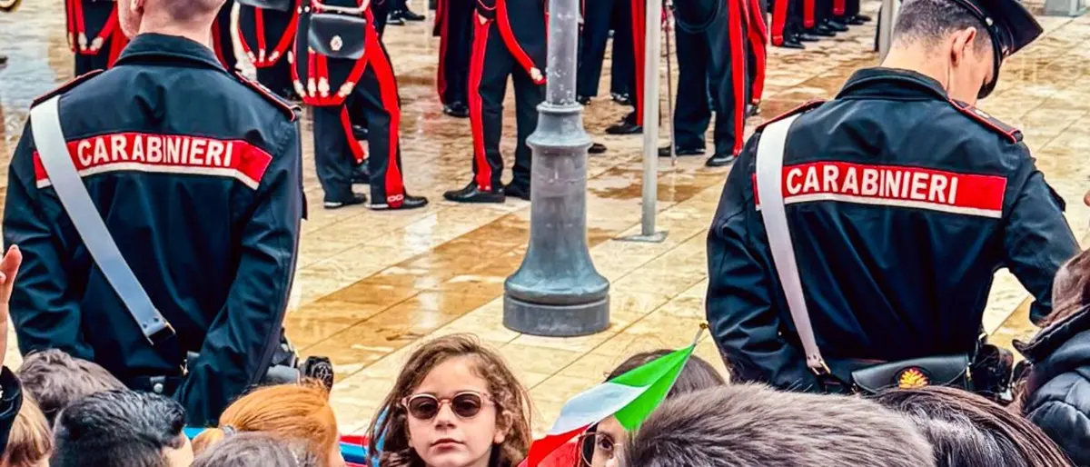 Piccoli cuori tricolori: l’incontro tra futuro e dovere
