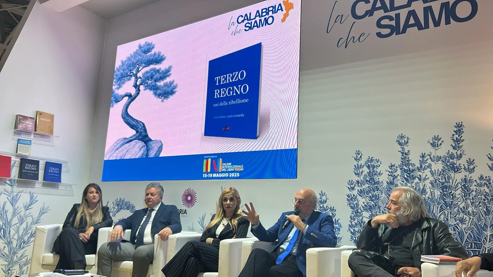 Salone del Libro, presentato \"Voci della ribellione\". Mancuso: «Restituiamo dignità agli intellettuali calabresi dimenticati»