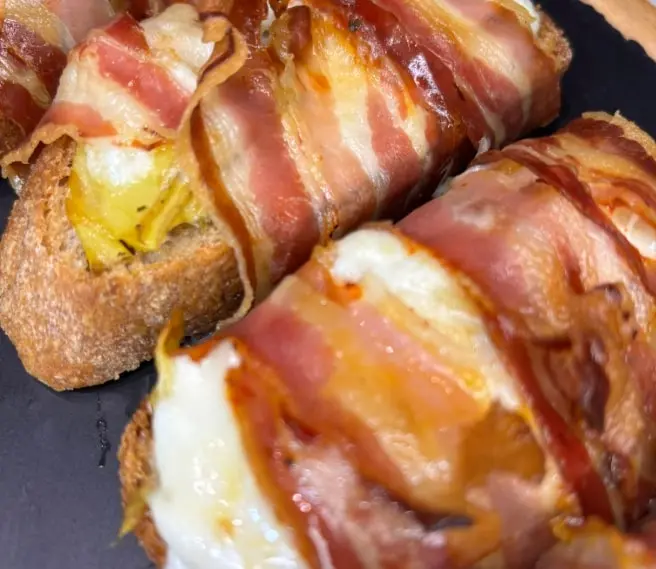 LA RICETTA DEL GIORNO | Bruschetta carciofi e pancetta piccante