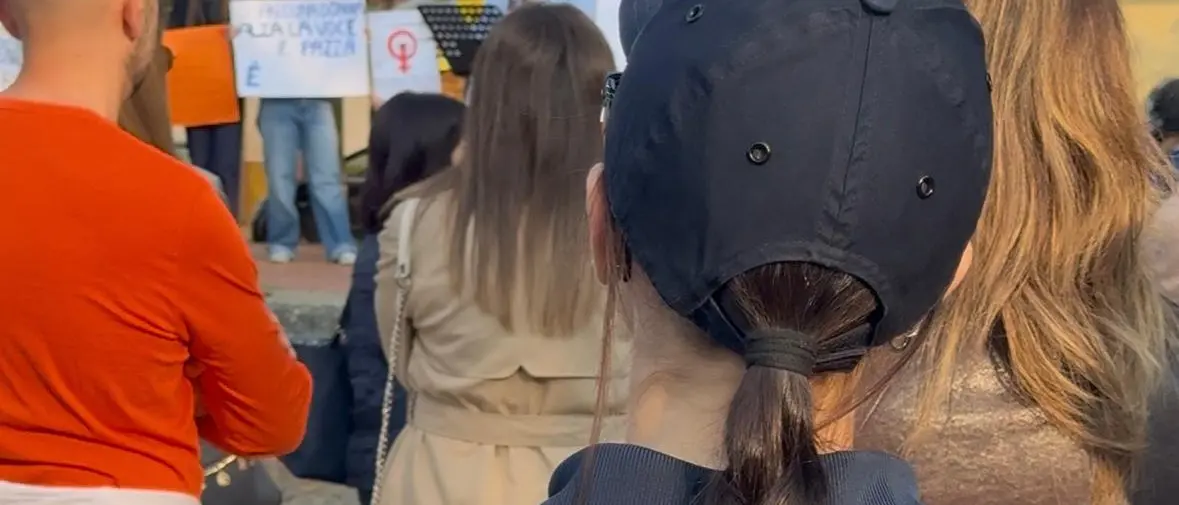 Poche, resilienti e senza paura a Seminara? La migliore gioventù non sfila in passerella ma mostra il coraggio di essere libere