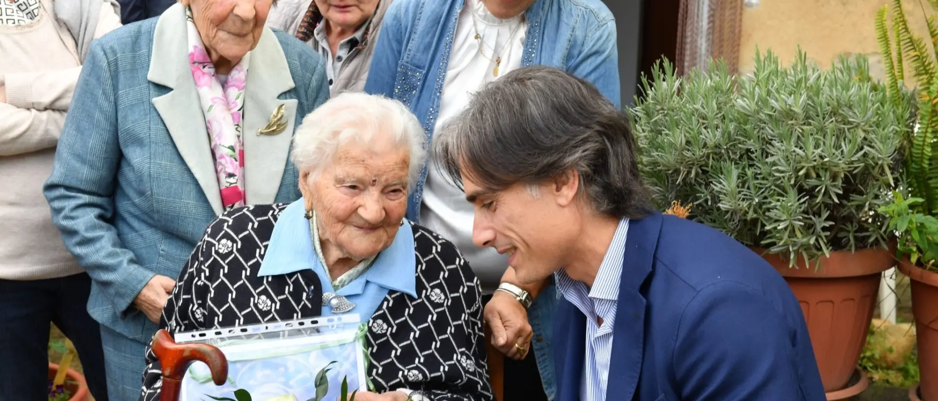 I 100 anni di Michela Furfari diventano festa per tutto il borgo di Ortì