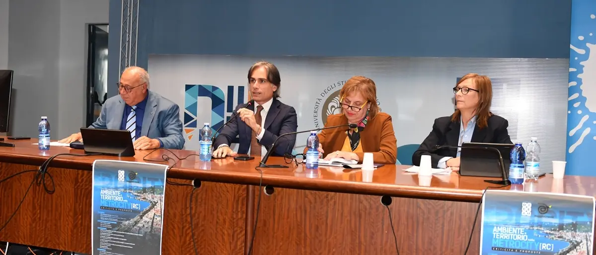 Reggio, Falcomatà alla Mediterranea: «Per pianificare il futuro risulta indispensabile il trasferimento di deleghe alla Città Metropolitana»