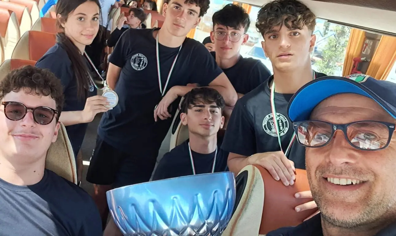 Villa San Giovanni, il “Nostro-Repaci” conquista il titolo regionale ai Giochi dell’Antica Grecia