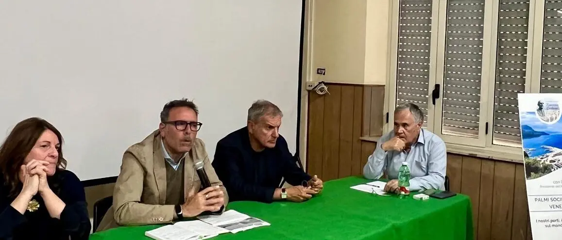 Porto di Gioia Tauro, Agostinelli incontra il Centro Studi Carbone e annuncia i lavori al porto di Taureana