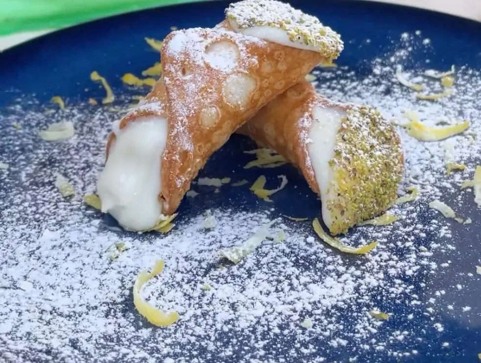 LA RICETTA DEL GIORNO | Cannolo reggino
